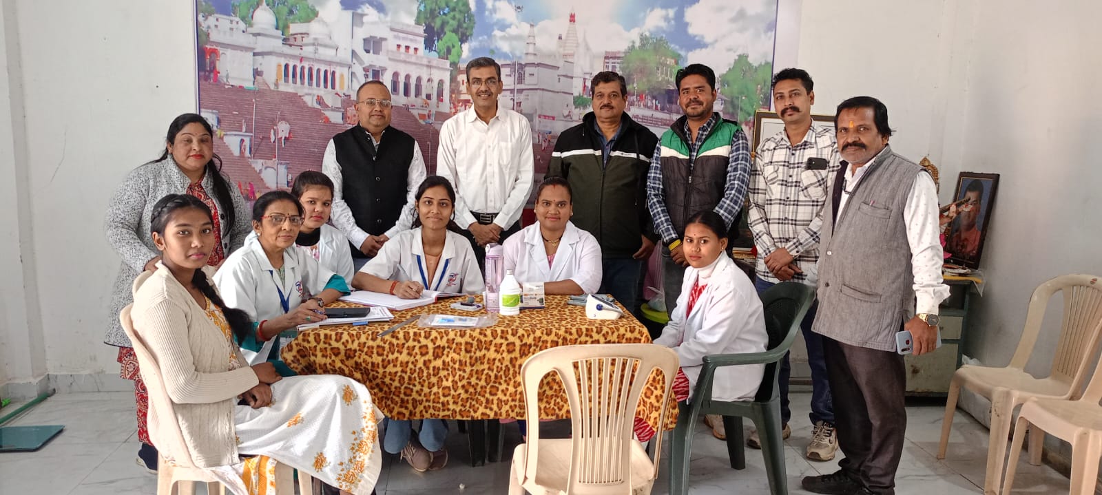 रेड क्रॉस की सराहनीय पहल: कलम के सिपाहियों को मिला सेहत का संबल